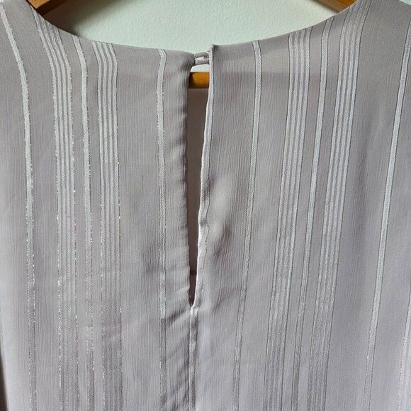 NWT LUSH V NECK LONGSLEEVES TOP SILVER THREAD SIZE SMALL - Picture 5 of 13